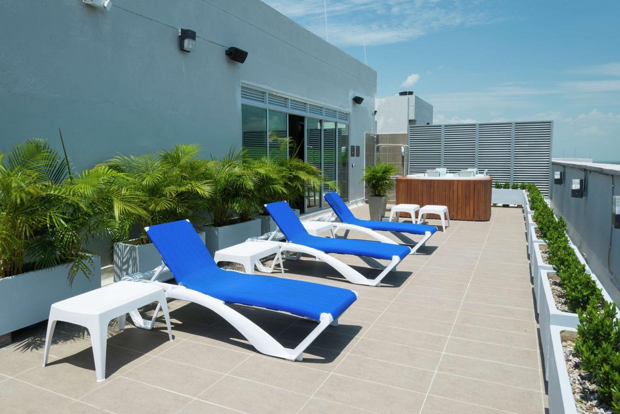Hampton By Hilton Yopal Ξενοδοχείο Εξωτερικό φωτογραφία